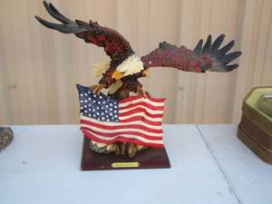 lot 62 image: Yang Lin collection American eagle , beautiful sculpture