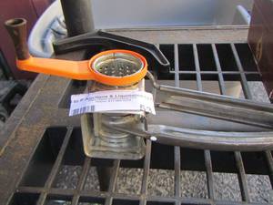 lot 53 image: Vintage juicer