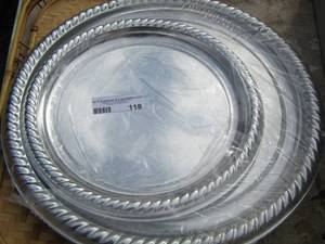 lot 118 image: wicker serving trey, silver color plastic plate holders