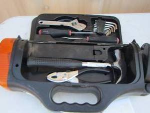 lot 180 image: roadside kit