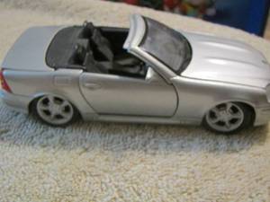 lot 11 image: 1956 Mercedes Benz 300sl model car