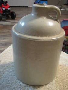 lot 15 image: STONEWARE JUG