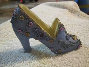 lot 18 image: blue open toe porcelain dcor shoe