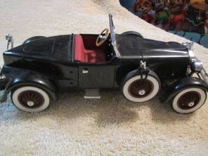 lot 25 image: 1947 BENTLEY  FRANKLIN MINT