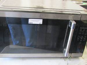 lot 41 image: Hamilton beach microwave used in great condition