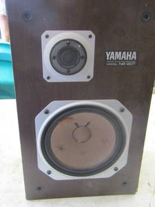 lot 22 image: Yamaha speaker - model # NS_20T