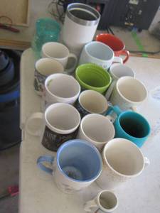 lot 68 image: large lot of coffee mugs
