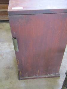 lot 96 image: single door with inside storage , perfect for a side table in office - 321717