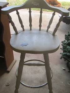 lot 99 image: swivel high back wooden bar stool