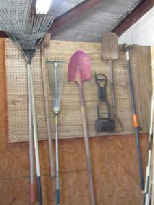 lot 131 image: shovels -rakes-