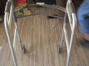 lot 201 image: foldable walker