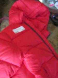lot 210 image: red little boys jacket size xs in kids
