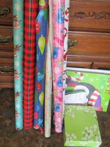 lot 232 image: wrapping paper- gift bagsboxes