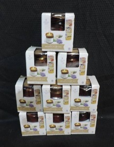 lot 14 image: Small Candle making kits