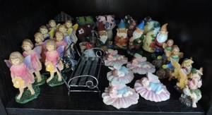 lot 81 image: Fairy garden figures
