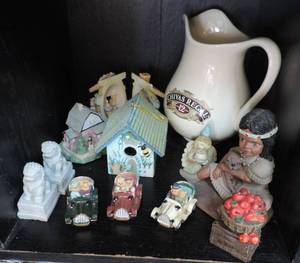 lot 83 image: Mixed lots of figurine and more see pic