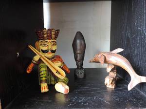 lot 88 image: Wood figures 9.25in Wood Carved Folk Musician India Rajasthani Playing Guitar Hand Paintedwood carved ladywood carved dolphin