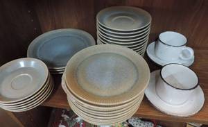 lot 135 image: Plates and two saucers with cups