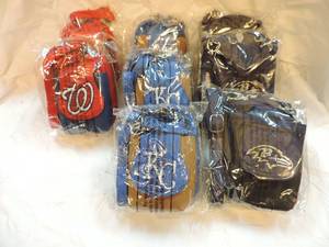 lot 150 image: Mixed lot of small purses
