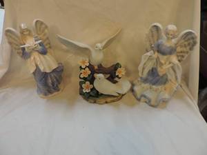lot 179 image: Dove and Angel lot