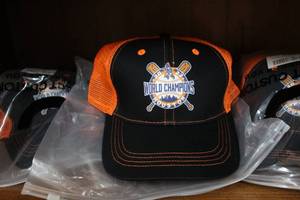 lot 184 image: World champions Houston baseball caps x3