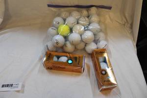 lot 201 image: Lot of golf balls