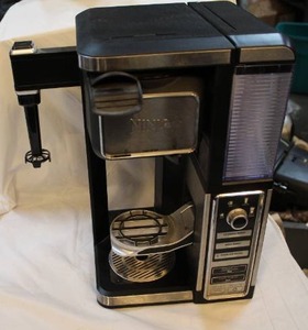 lot 261 image: Ninja coffee maker