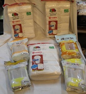 lot 271 image: 3 packs Fruit of the loom toddler boy t-shirts 4T5T  and 4 packs tie dye kits