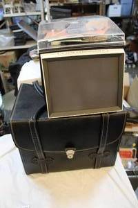 lot 278 image: Canon canovision 8 has locking case with key