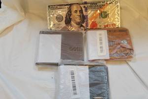 lot 280 image: 4 wallets