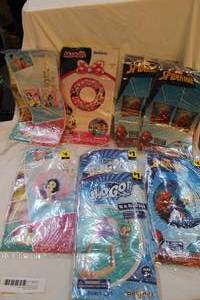 lot 291 image: Beach balls and swim ring and arm floats mixed lot