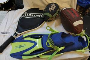 lot 298 image: Mixed sports lot
