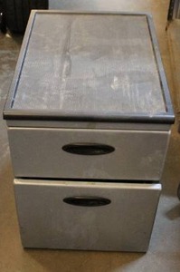lot 314 image: Small filing cabinet