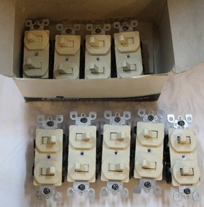 lot 340 image: 9-Two S.p. switches see pic
