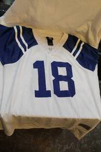 lot 348 image: Womens size large number 18