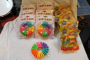 lot 367 image: Mini dough factory kits and loop o magic