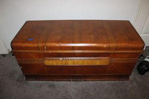 lot 23 image: Cedar chest with key