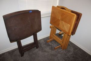 lot 27 image: Wood TV trays