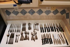 lot 37 image: Flatware and steak knives