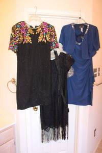 lot 90 image: Womens dresses size 10 petite