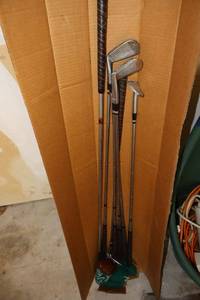 lot 131 image: Golf clubs