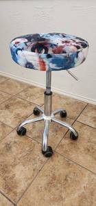 lot 46 image: Rolling fabric covered stool