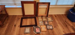 lot 74 image: Picture and photo frames