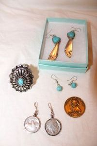 lot 148 image: Jewelry coin earrings, howlite earrings and scarf tie