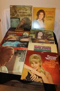 lot 34 image: The Original Queens of Country, Tammy Wynette, Loretta Lynn and Dolly Parton Albums