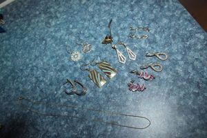 lot 52 image: Fashion Jewelry
