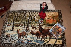 lot 205 image: Vintage Tapestry and Wildlife Puzzle (CHARLIE NOT INCLUDED)