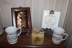 lot 242 image: Anniversary Items 50th
