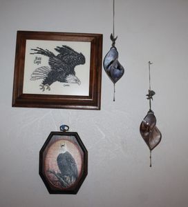 lot 355 image: Wall Dcor Pieces
