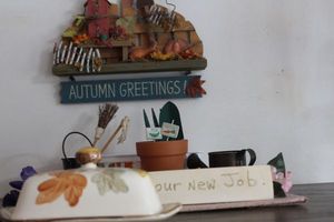 lot 124 image: Fall Dcor Pieces